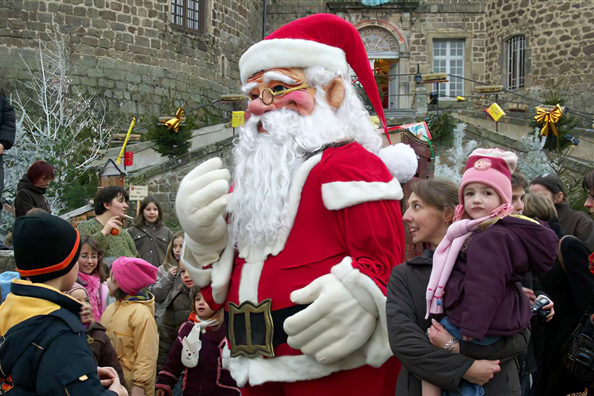 Le père Noël géant